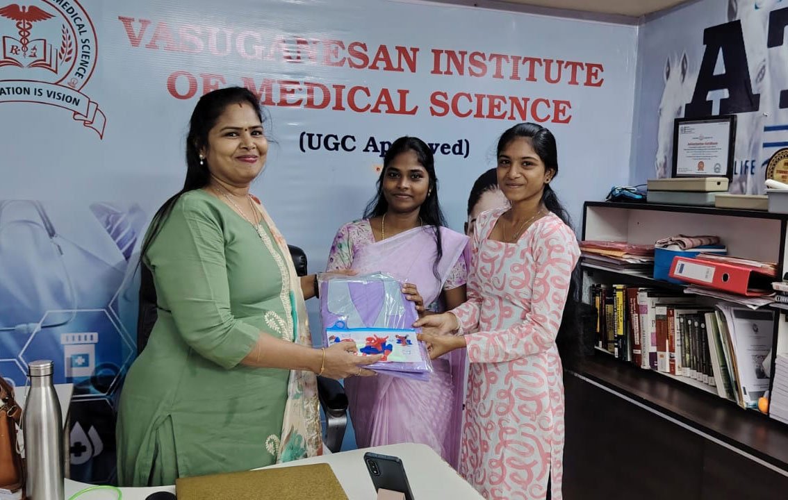 Free student kit distribution by VGIMS to support paramedical students