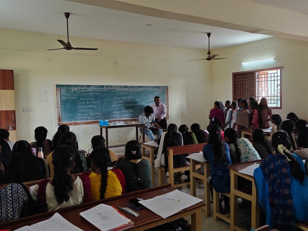 VGIMS conducting hands-on phlebotomy training for BSc students at Apollo Arts and Science College